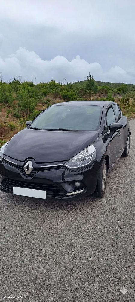 Renault Clio - 6