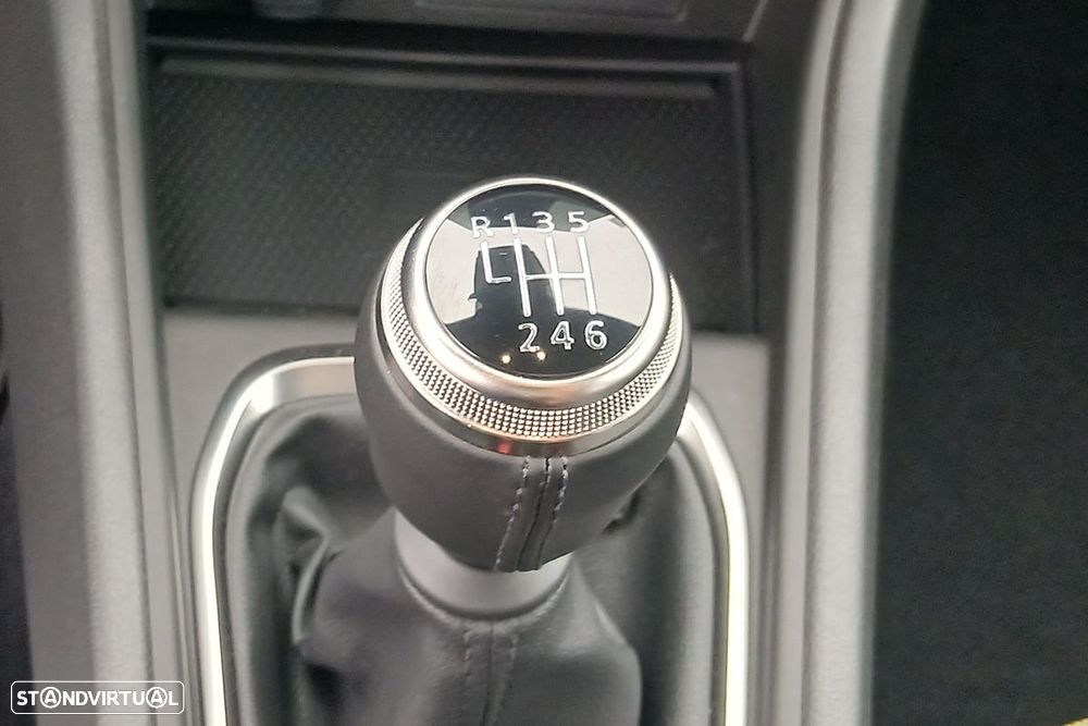 Renault Symbioz 1.3 Mild Hybrid Techno - 10