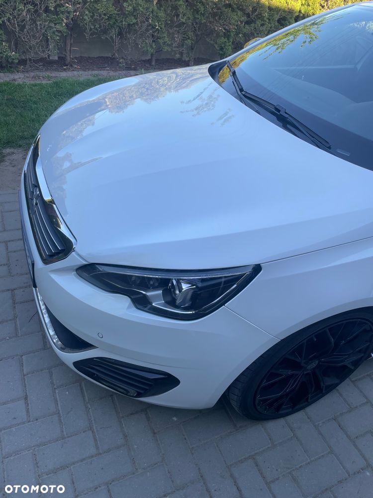 Peugeot 308 - 6