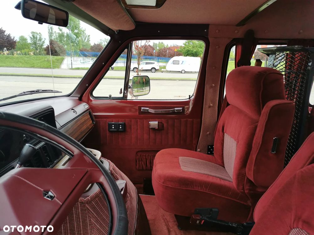 Dodge RAM - 24