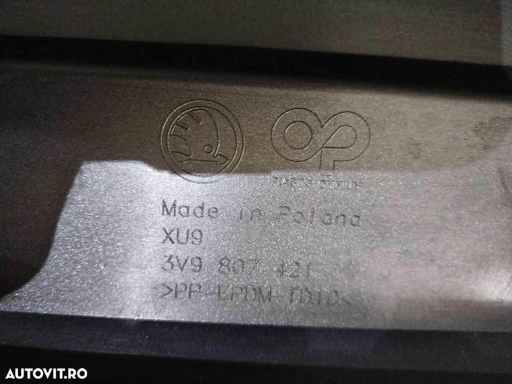 Bara spate Skoda Superb 3, kombi, break, cod de origine OE 3V9807421, 2015, 2016, 2017, 2018, 2019, 2020, 2021, 2022, 2023, 2024. - 10