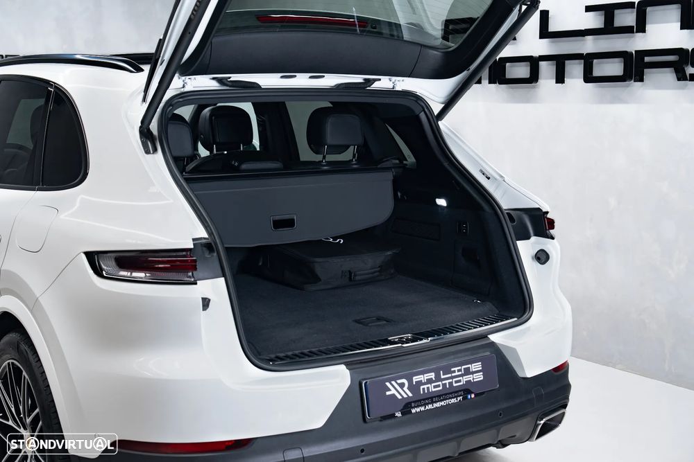 Porsche Cayenne E-Hybrid Tiptronic S - 12