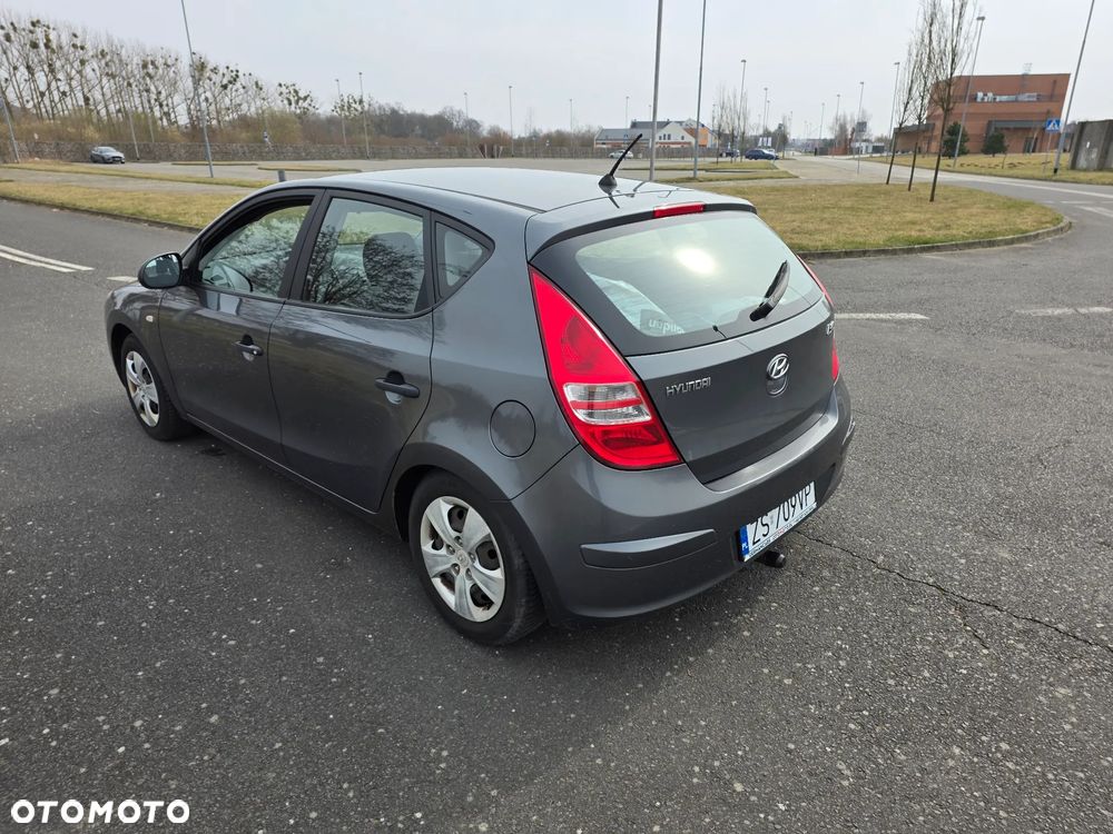 Hyundai i30 1.4 Edition Plus - 4