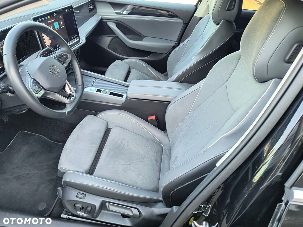 Volkswagen Passat - 11