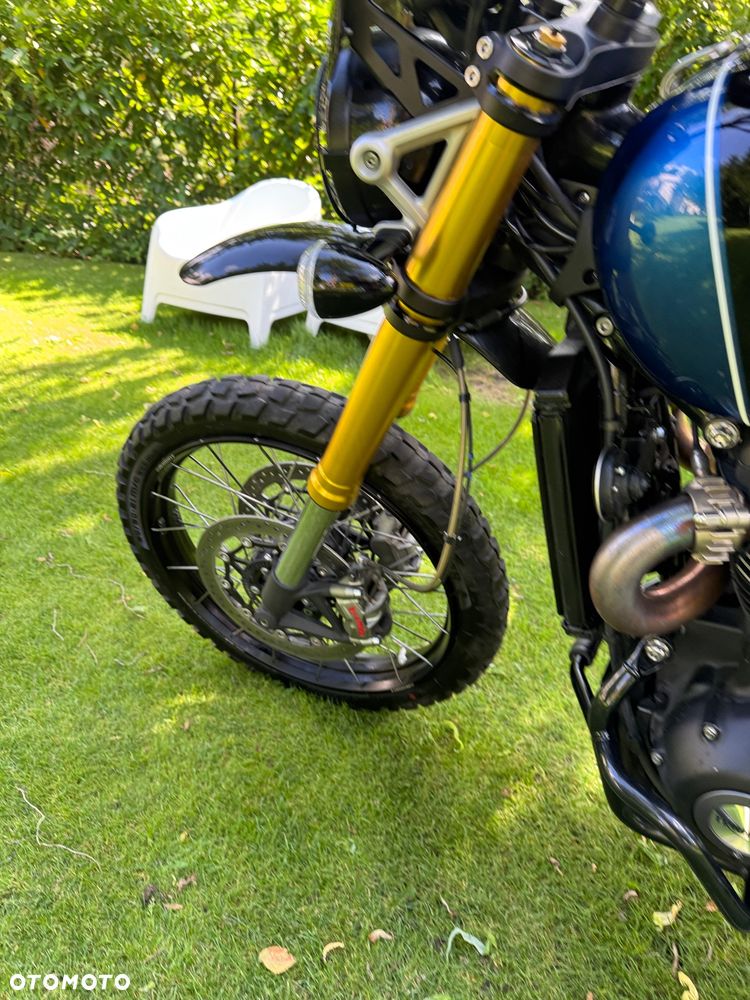 Triumph Scrambler - 11