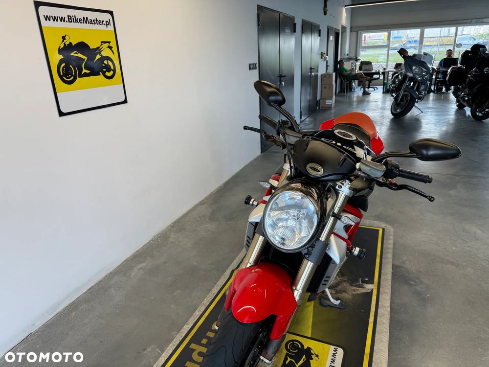 MV AGUSTA Brutale - 32