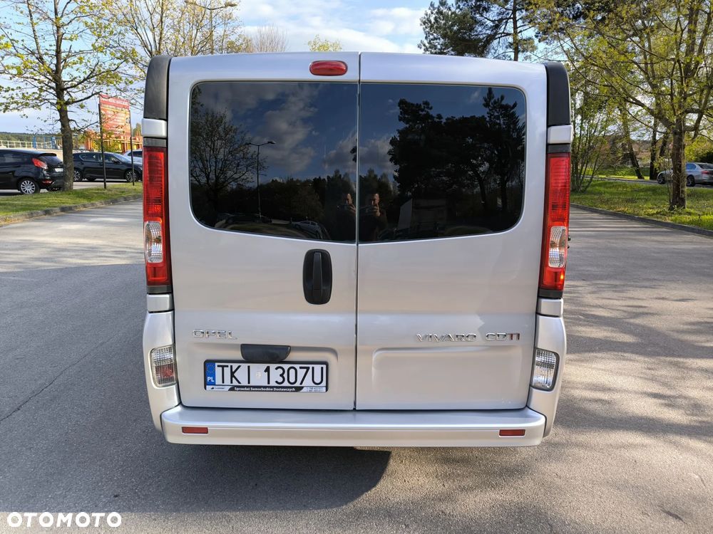 Opel Vivaro L2H1 2.9t - 8