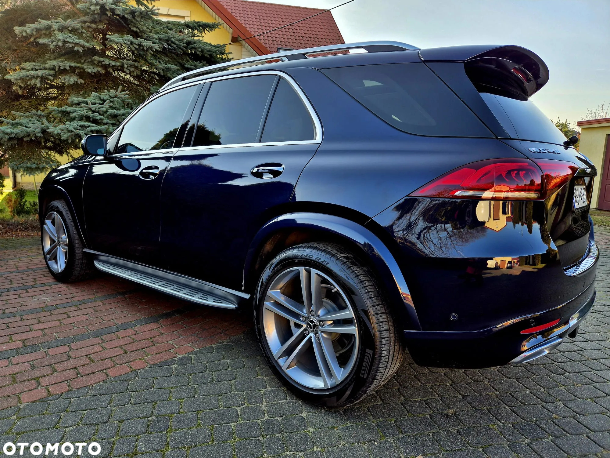 Mercedes-Benz GLE - 13