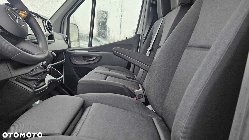 Mercedes-Benz Sprinter 317 CDI KA OM654 - 10