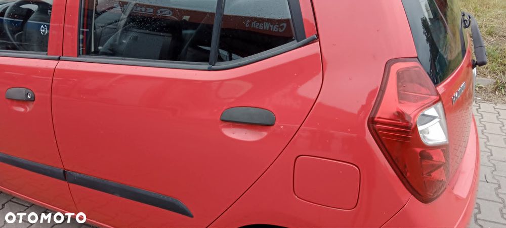Hyundai i10 1.1 Base - 11