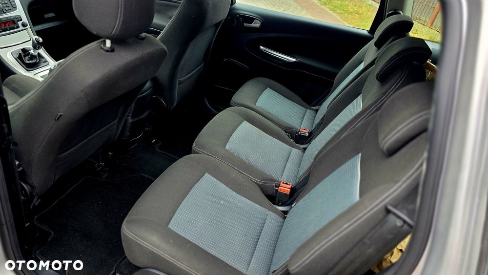 Ford S-Max - 5