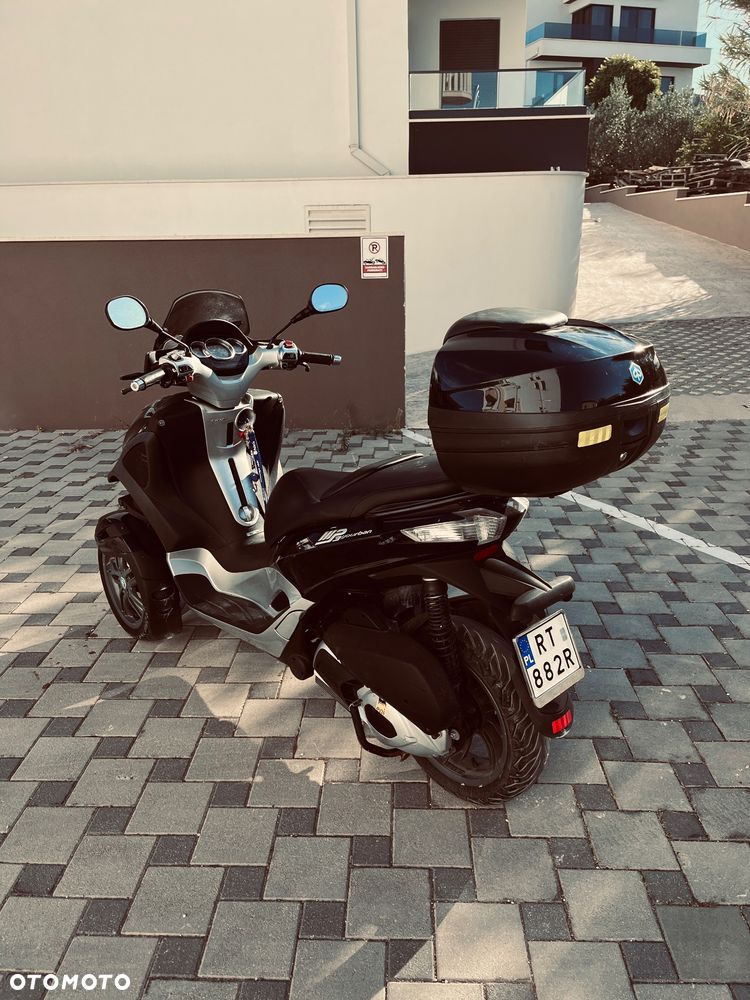 Piaggio MP-3 - 1