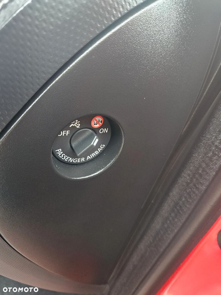 Renault Captur - 13