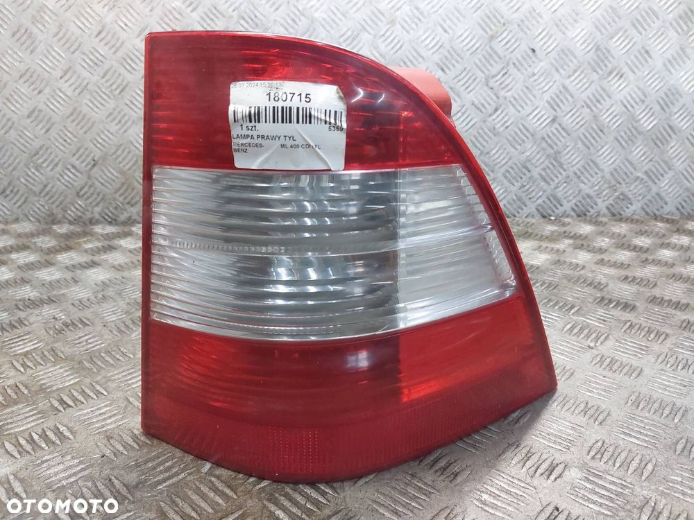 LAMPA PRAWY TYŁ MERCEDES-BENZ W163 ML 1638202064 - 1