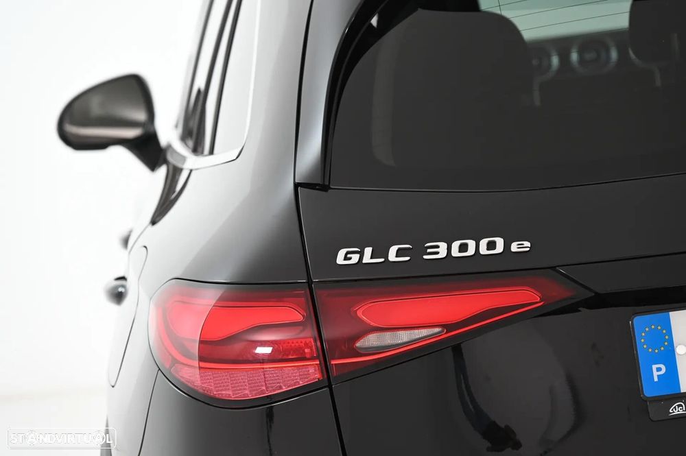 Mercedes-Benz GLC 300 e 4Matic - 11