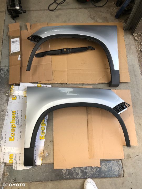 VW tiguan 5n błotnik prawy  przód LA7W kompletne