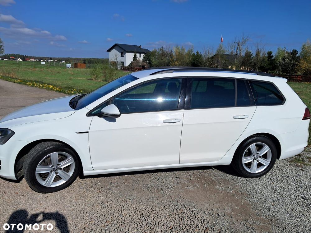 Volkswagen Golf 1.6 TDI 4Motion BlueMotion Technology Comfortline - 4
