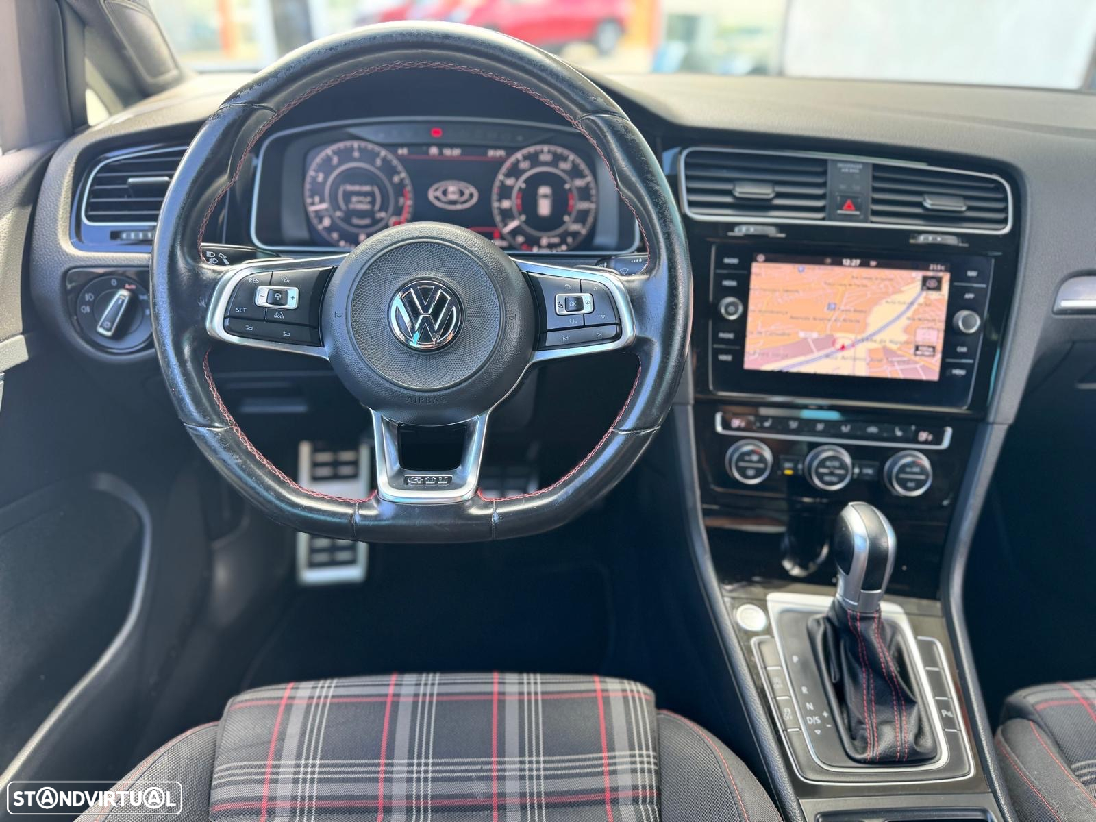 VW Golf 2.0 TSi GTi DSG Performance - 5