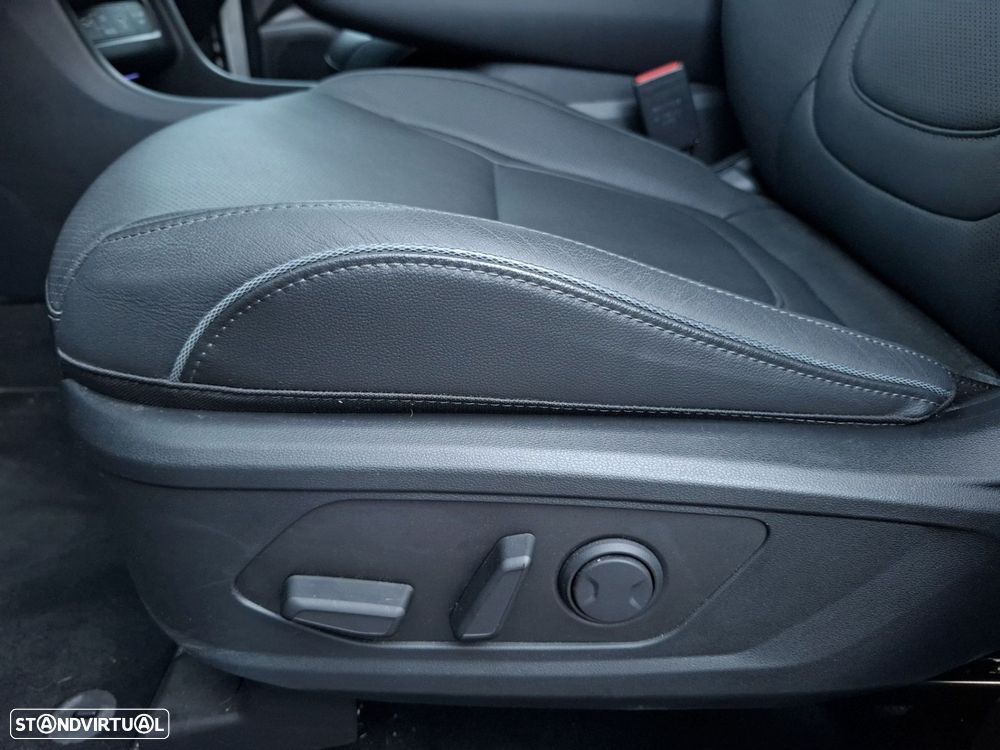 Hyundai Tucson 1.6 T-GDI HEV Vanguard+TA - 15