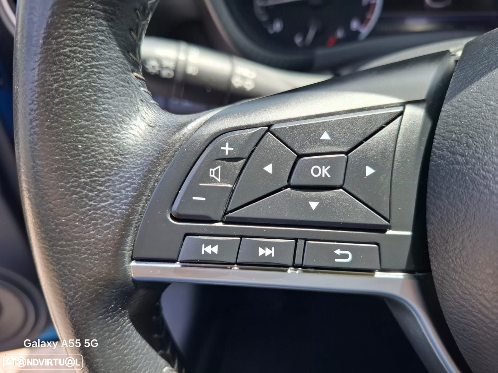 Nissan Juke 1.0 DIG-T N-Connecta - 46