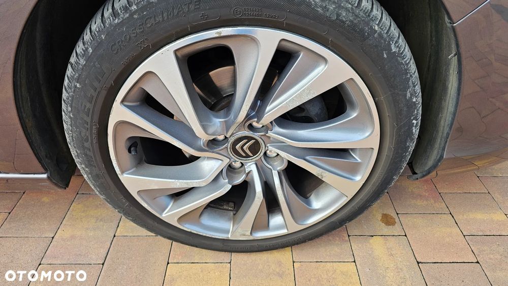 Citroën C4 BlueHDi 120 Stop&Start EAT6 Selection - 13