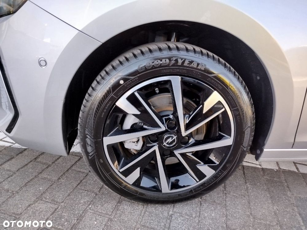 Opel Corsa - 25