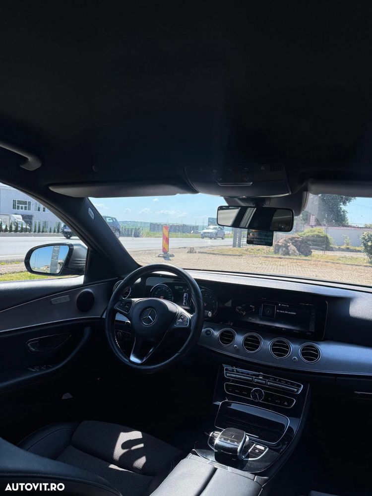 Mercedes-Benz E - 7