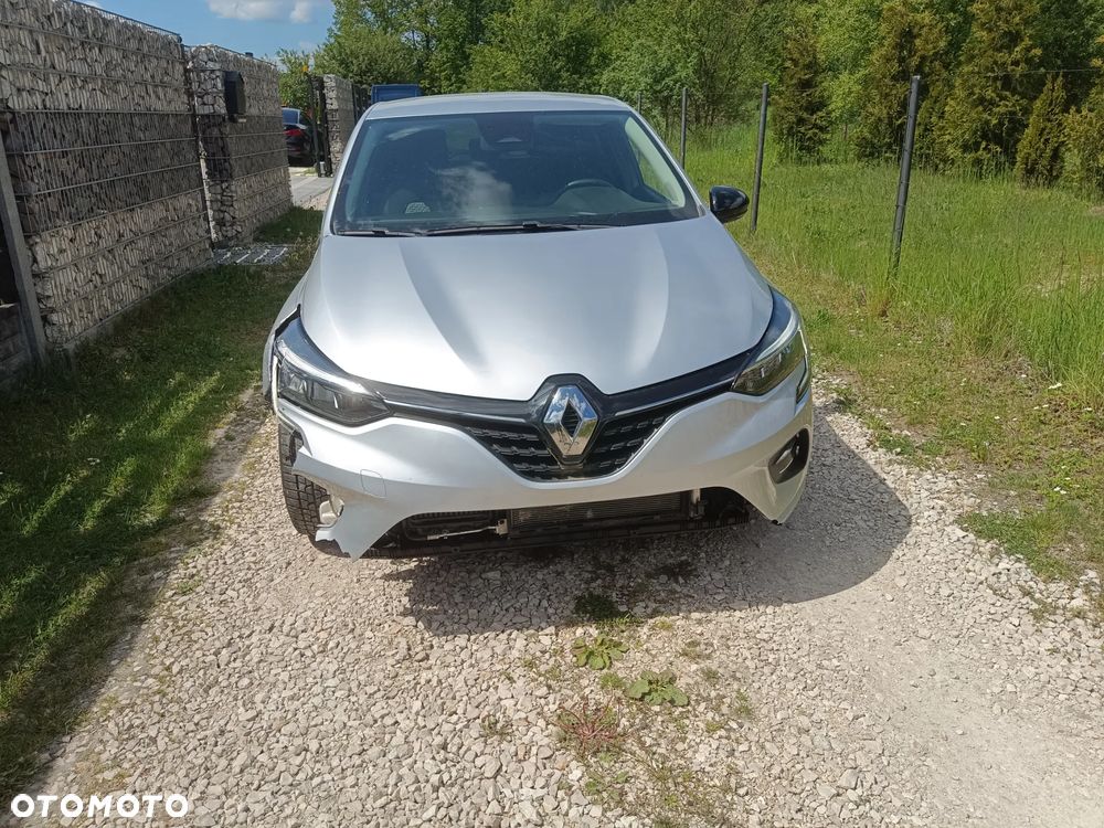 Renault Clio - 5