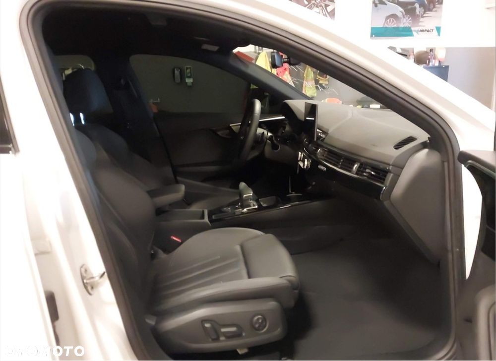 Audi A4 Limousine - 9