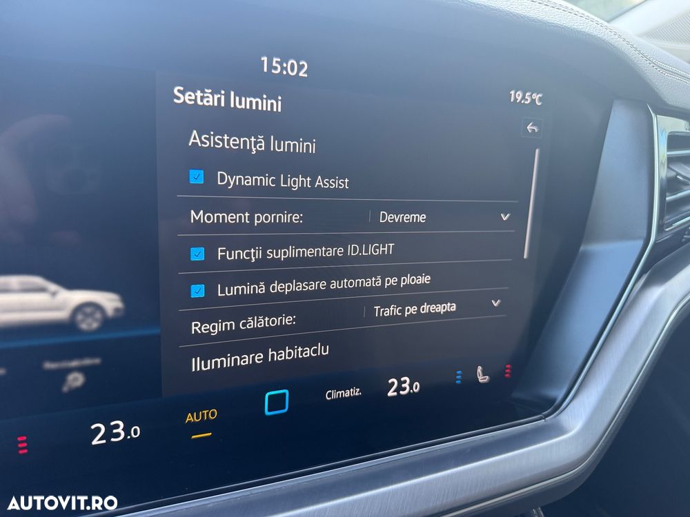 Volkswagen Touareg V6 TDI 4MOTION Elegance - 34