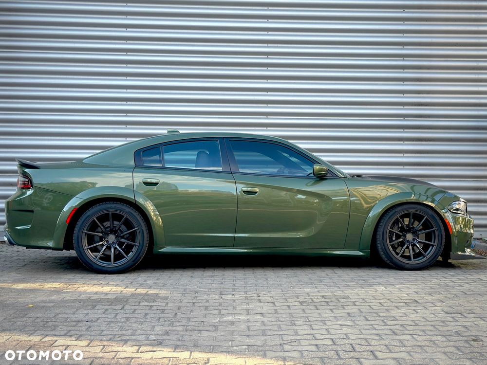Dodge Charger 6.4 Scat Pack Widebody - 6