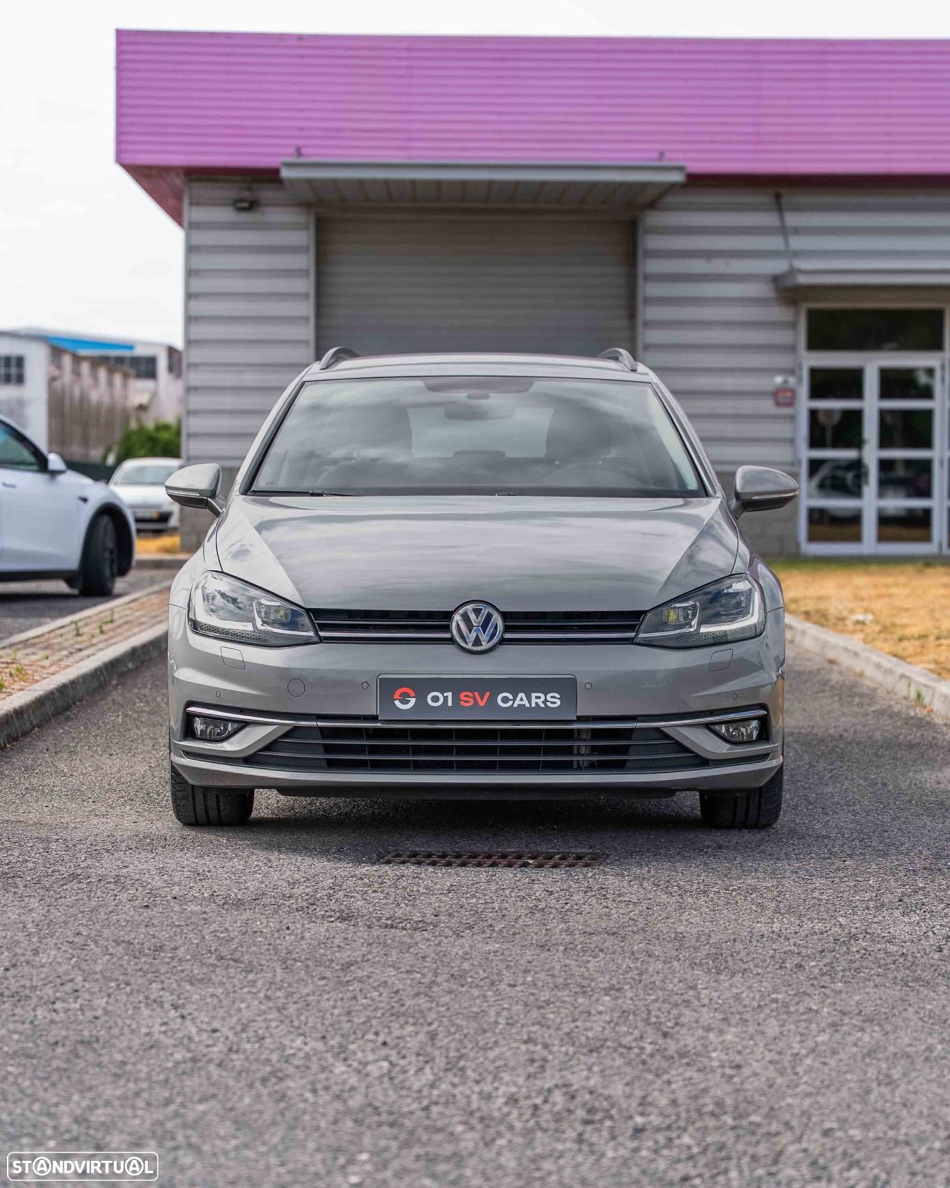 VW Golf Variant 1.6 TDi Highline DSG - 1