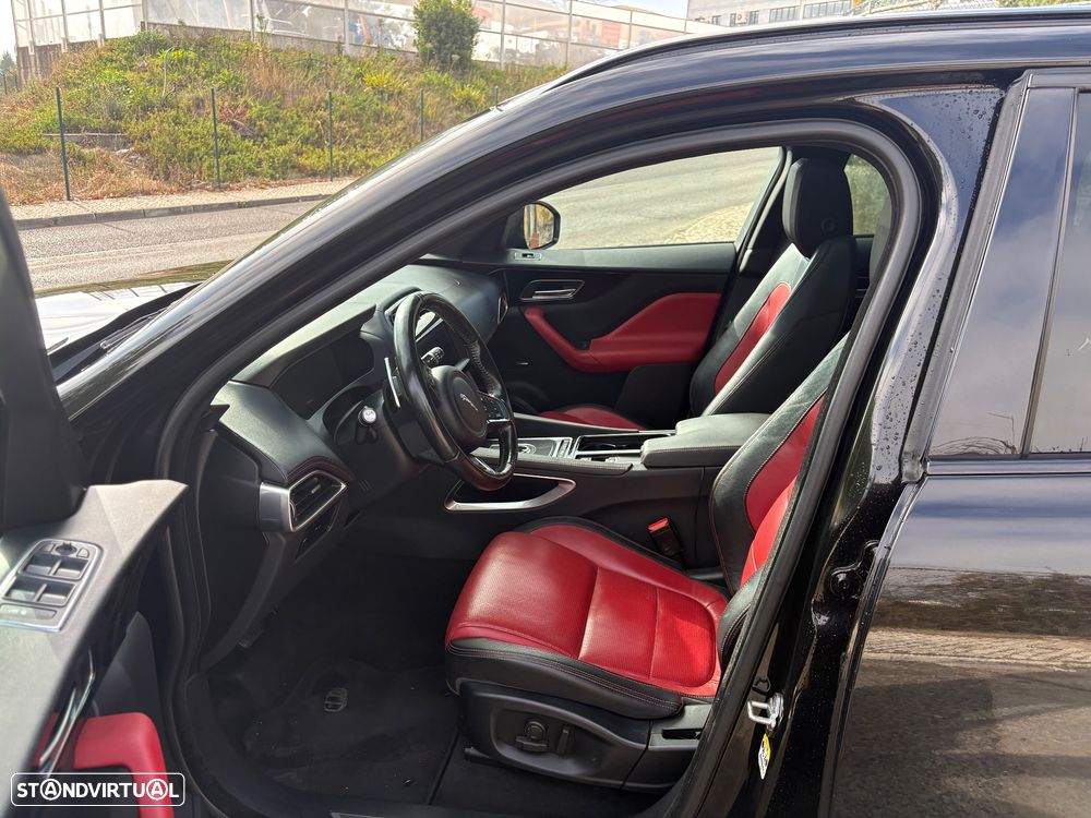 Jaguar F-Pace 25d AWD Aut. R-Sport - 8