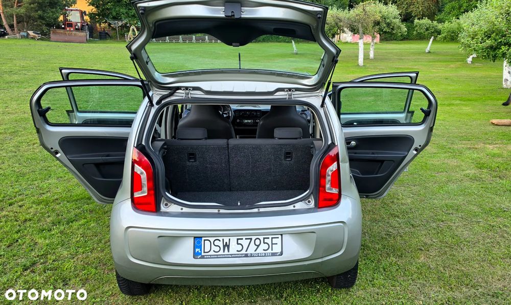 Volkswagen up! 1.0 high Perfectline - 12