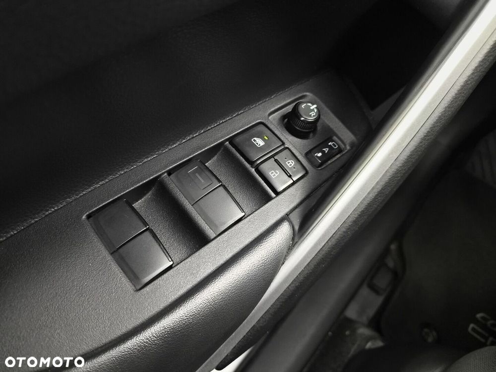 Toyota Corolla Cross - 21