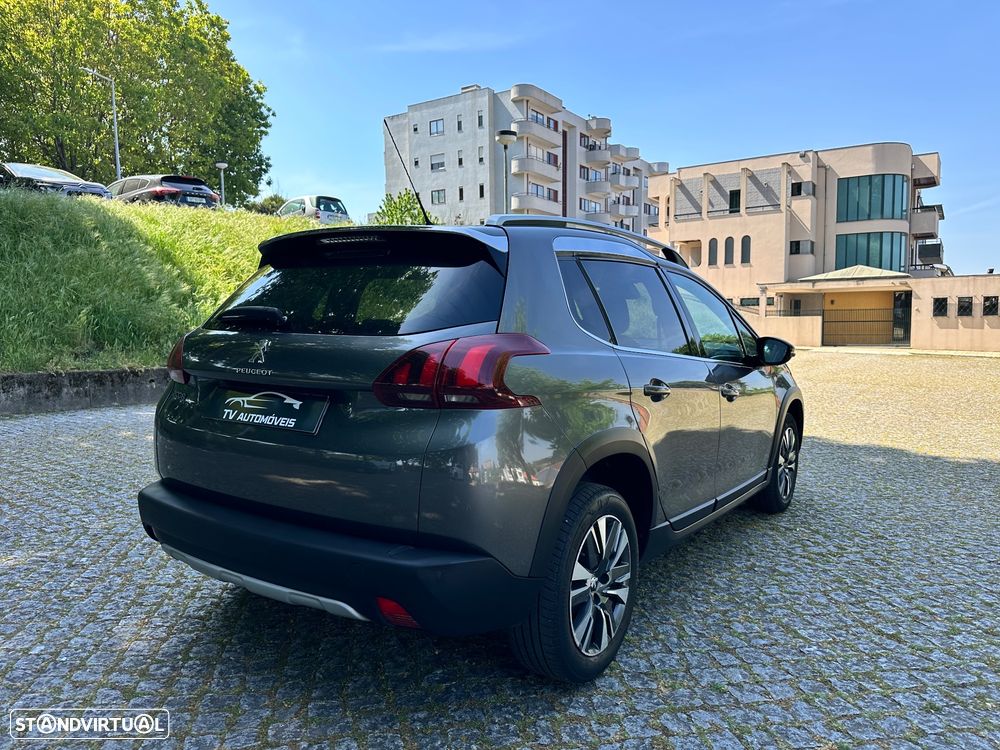 Peugeot 2008 - 6