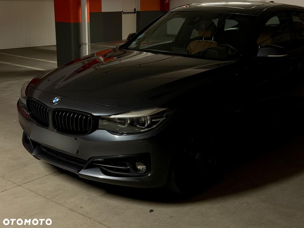 BMW Seria 3 320d xDrive Sport Line - 13