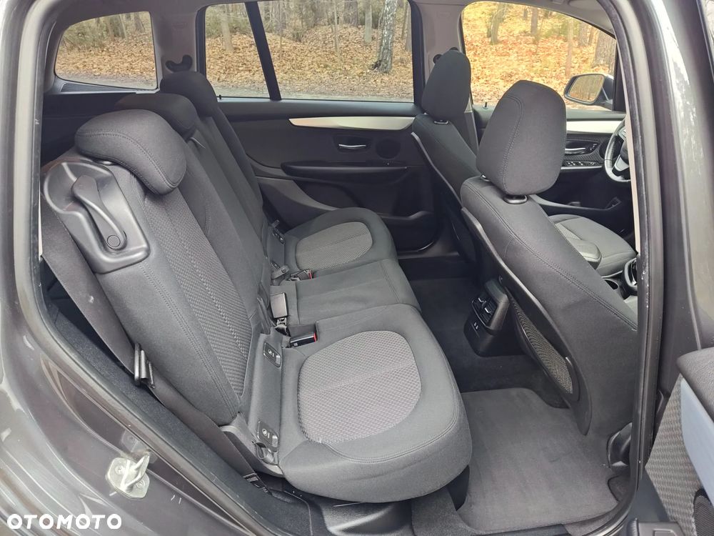 BMW Seria 2 218d GT - 21