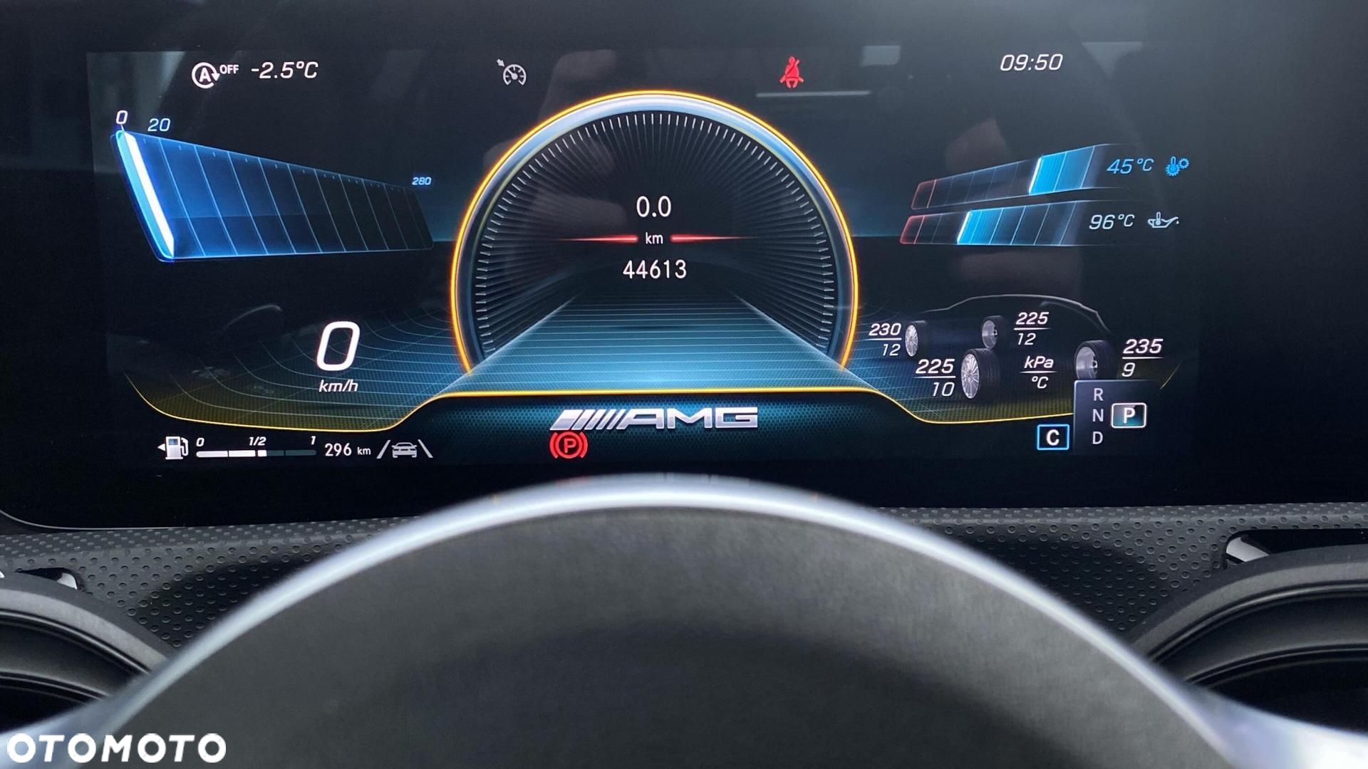 Mercedes-Benz CLA - 17