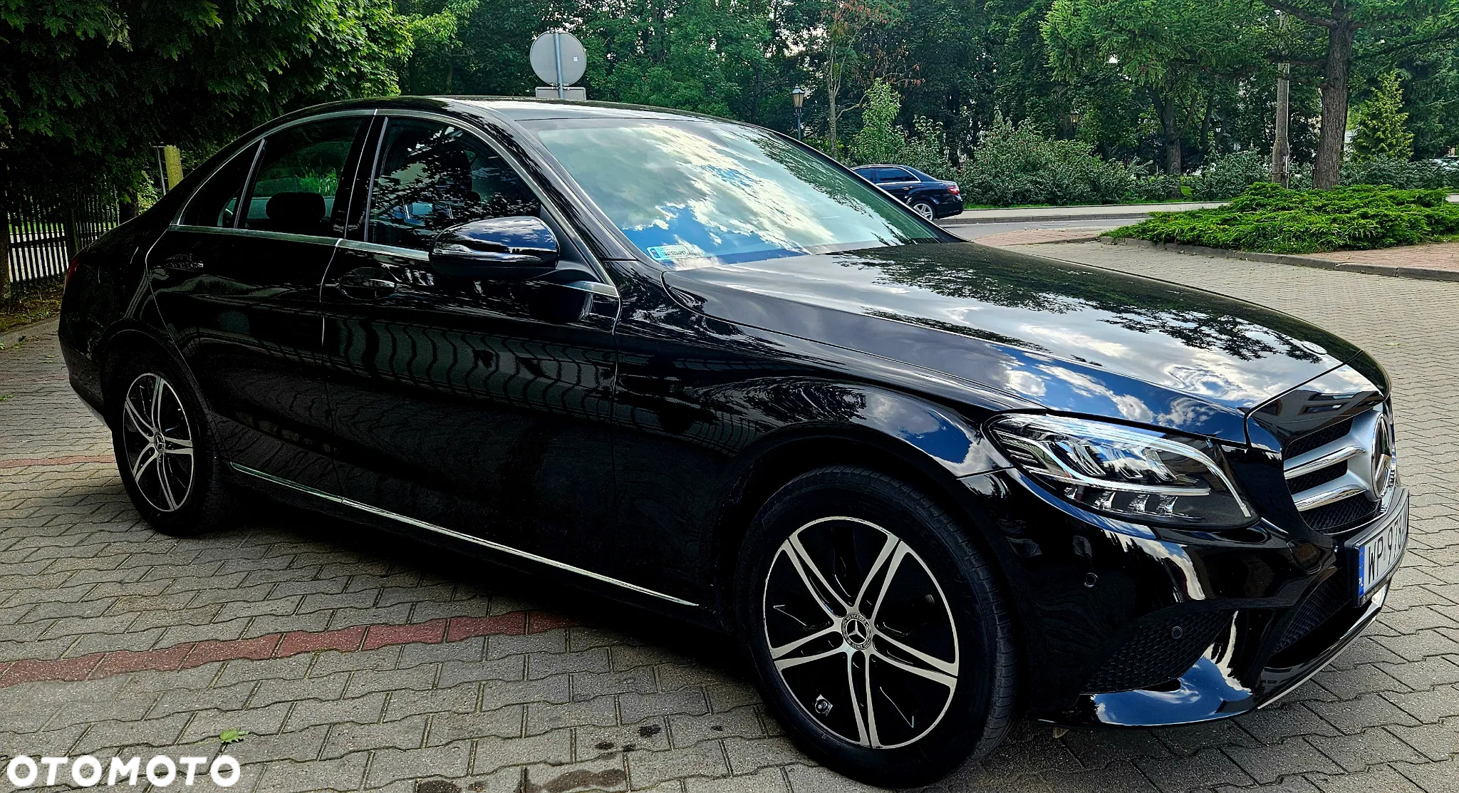 Mercedes-Benz Klasa C 180 9G-TRONIC - 3