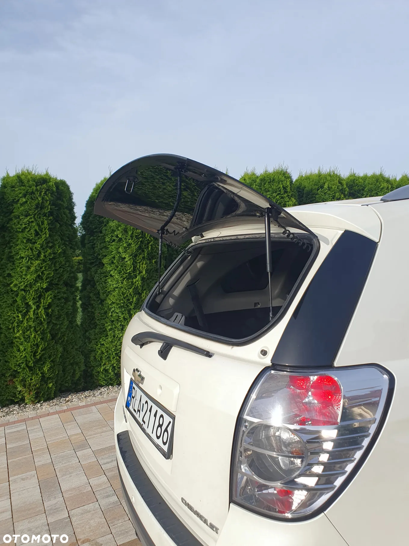 Chevrolet Captiva 2.2 d LTZ - 14