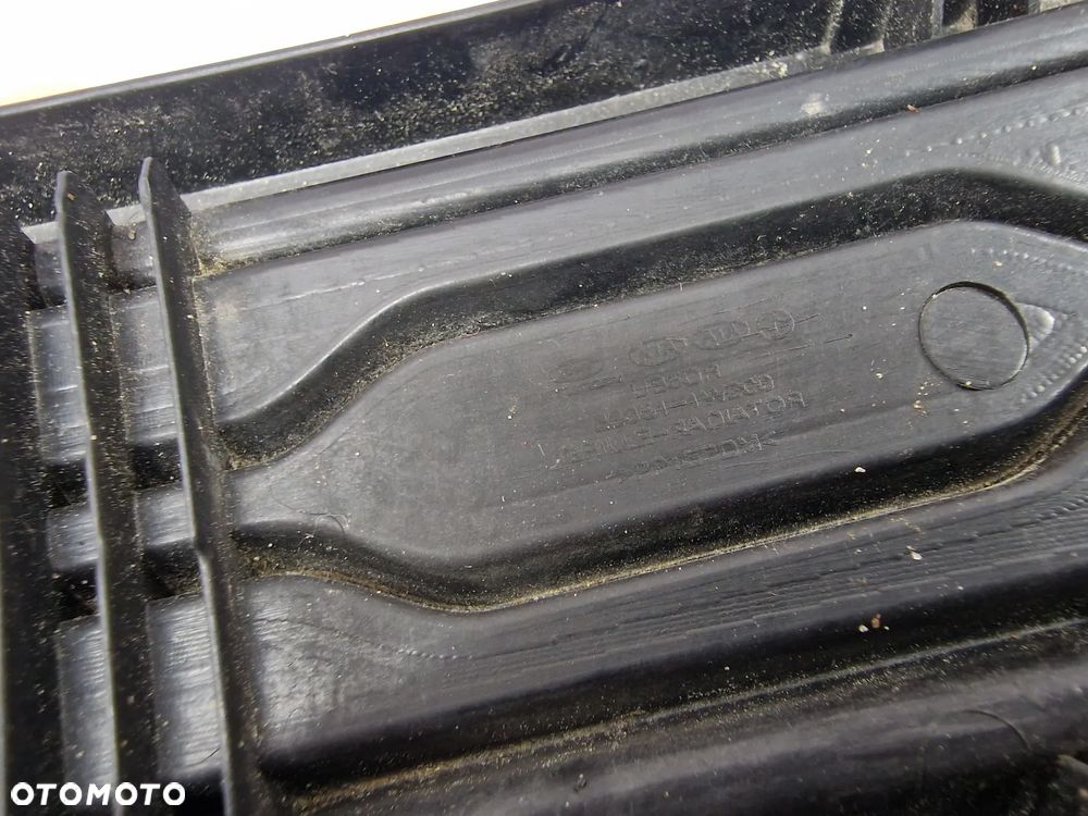 KIA RIO 3 III 11- ATRAPA / GRILL / KRATKA ŚRODKOWA ZDERZAKA PRZEDNIEGO PRZÓD , NR 86351-1W200 , NR AUKCJI KR127 - 9