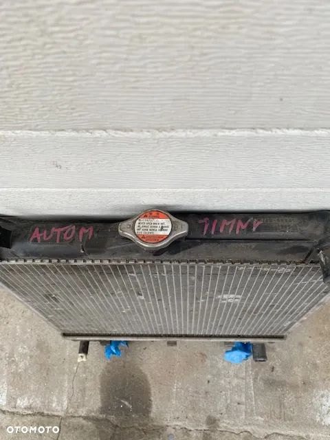 Suzuki Jimny 1,3 automat Chłodnica wody - 1
