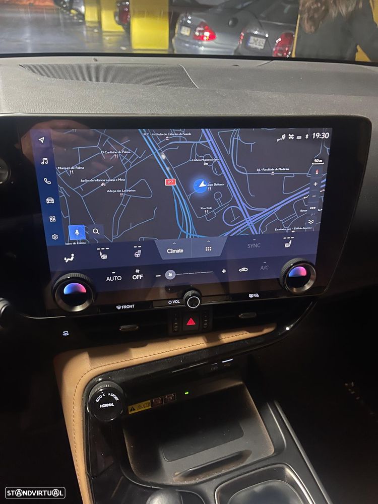 Lexus NX 450h+ Executive Plus - 14