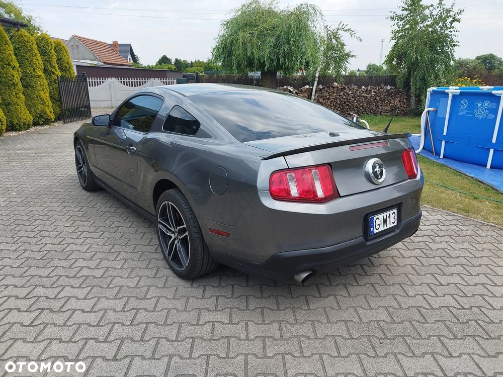 Ford Mustang - 6