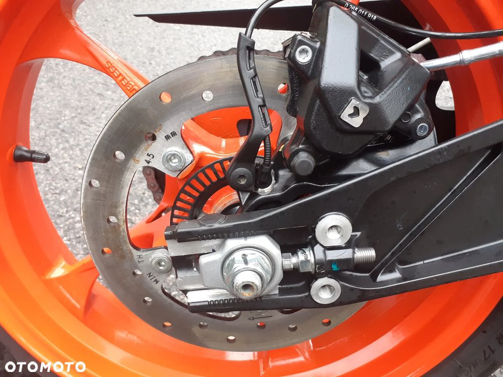 KTM Duke 390 - 6