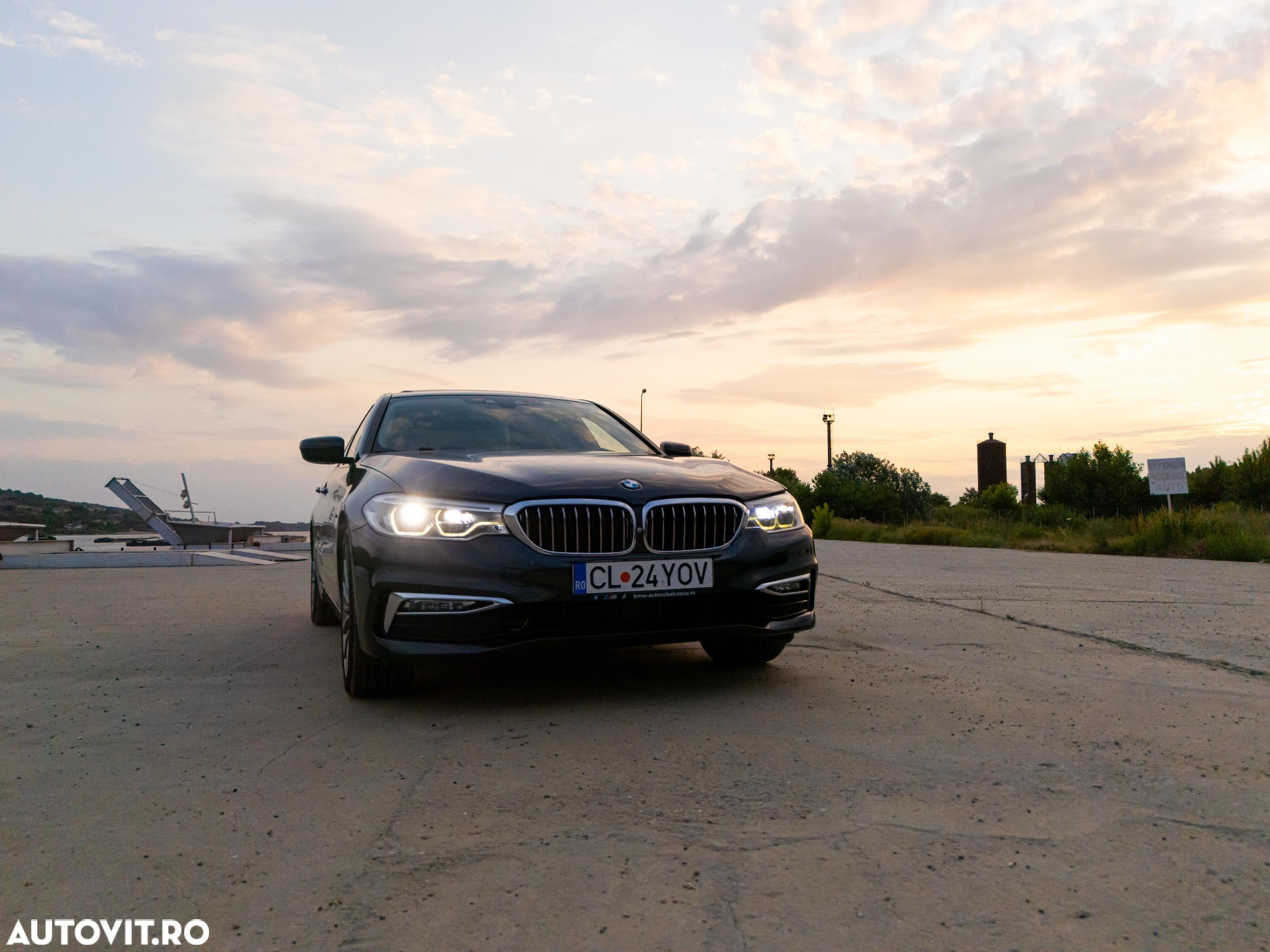BMW Seria 5 530d xDrive AT - 9