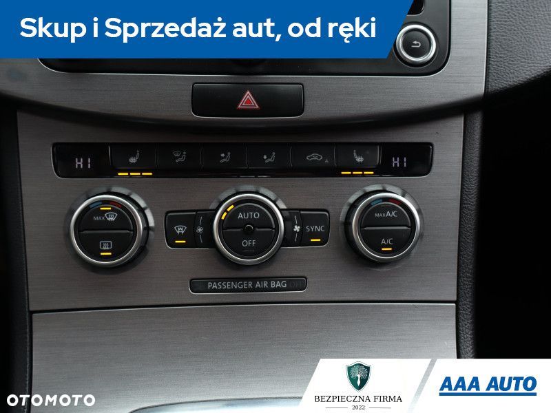 Volkswagen Passat - 15