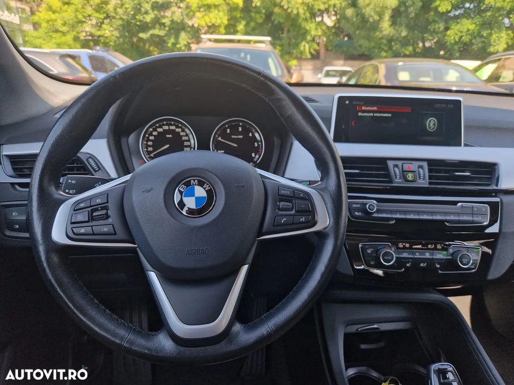 BMW X1 - 10