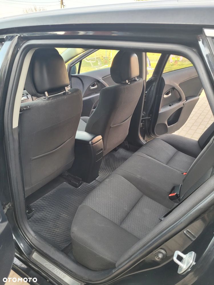 Toyota Avensis 2.0 Sol plus EU5 - 12